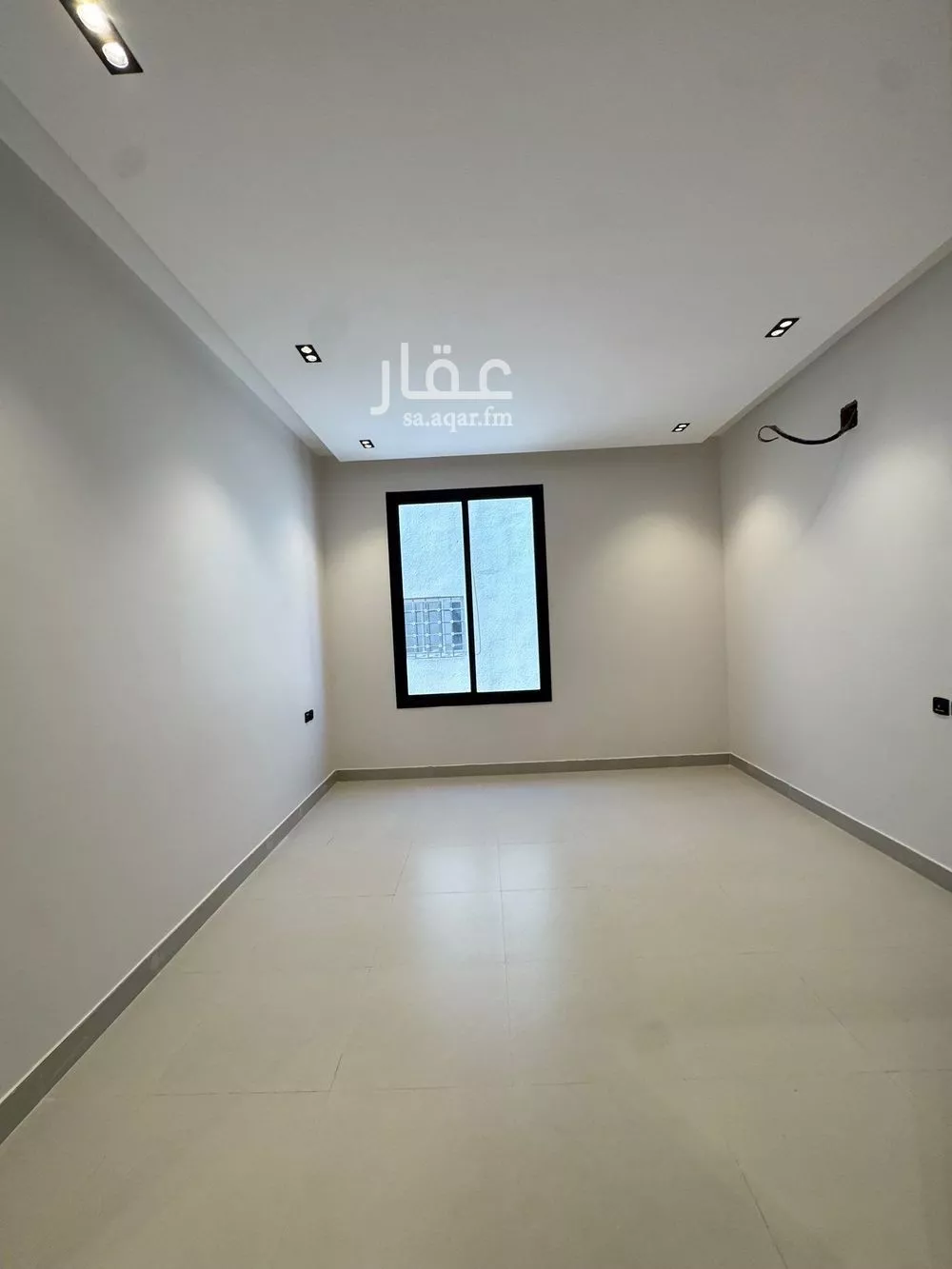 5 bedroom floor in Al Khaleej 9