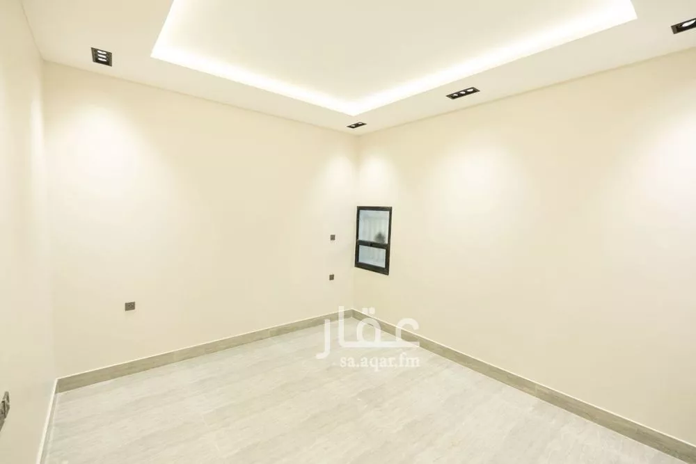 4 bedroom floor in Al Rimal 10