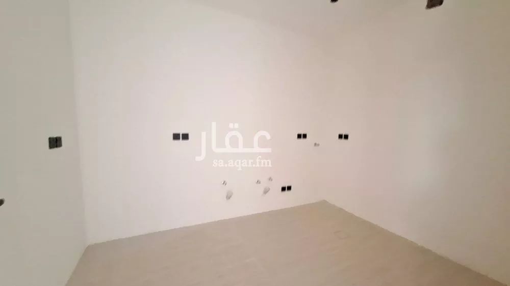 3 bedroom floor in Dahiat Namar 12