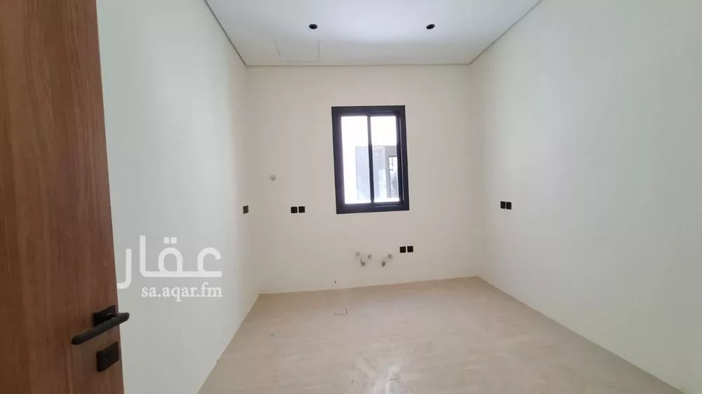 3 bedroom floor in Dahiat Namar 9