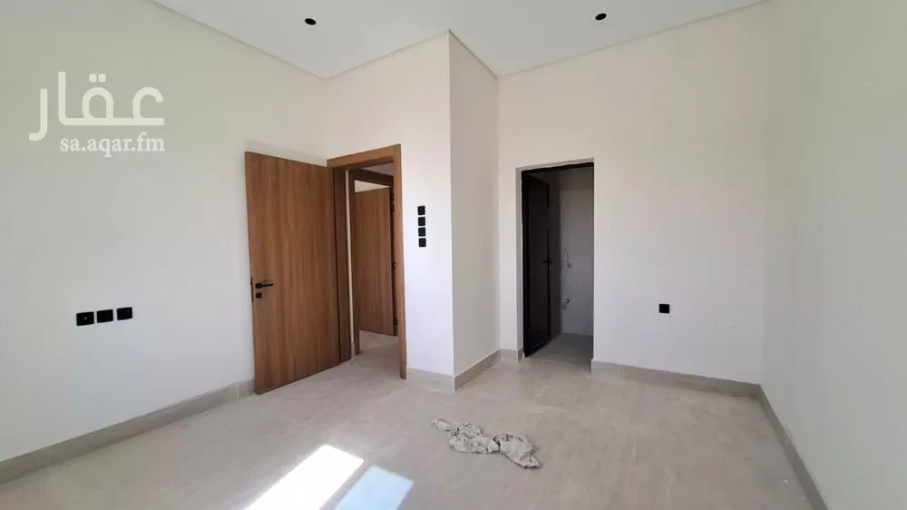3 bedroom floor in Dahiat Namar 10