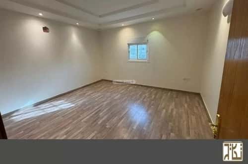 5 bedroom apartment in Qurtubah 4