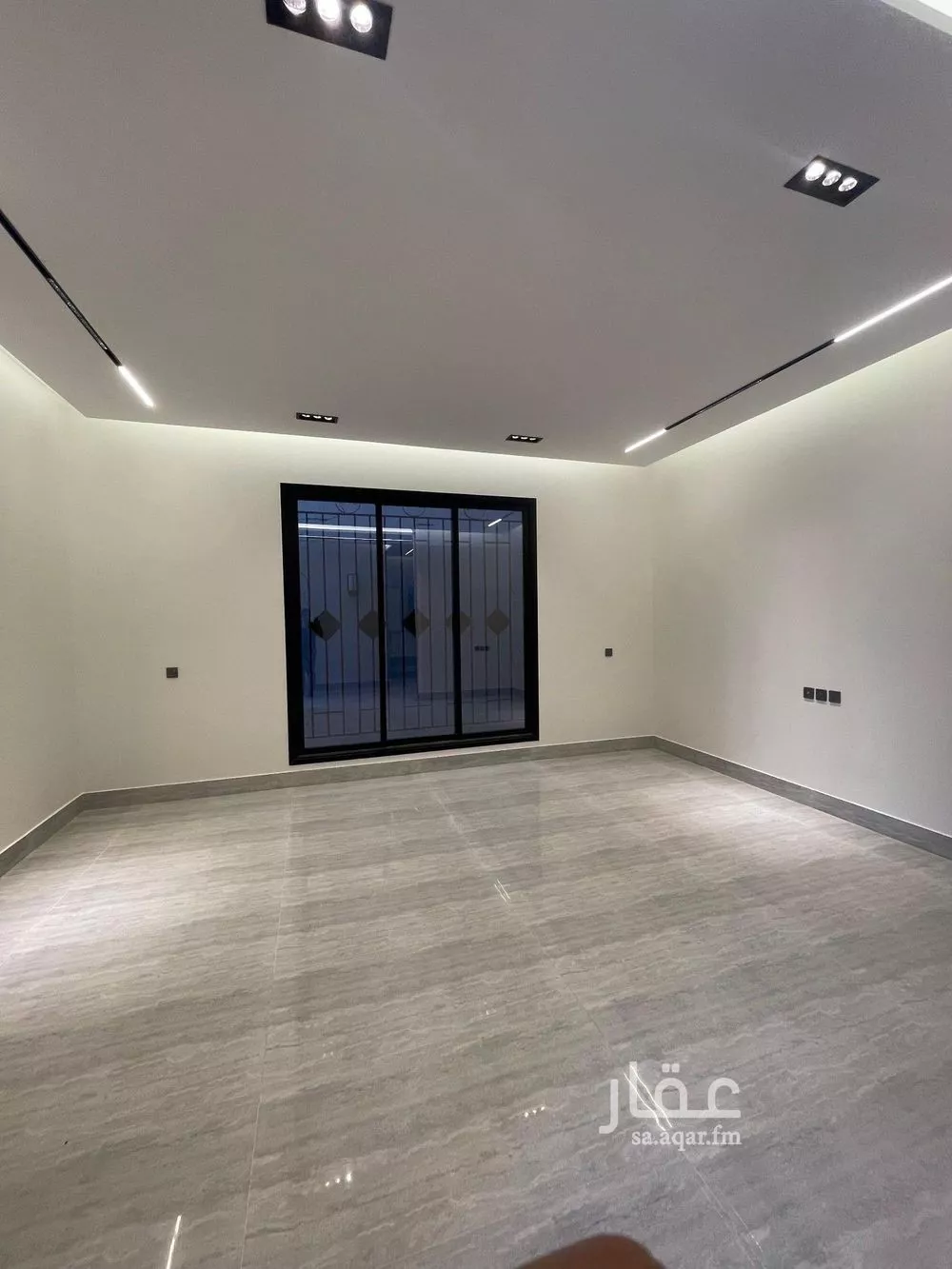 4 bedroom floor in Al Rimal 15