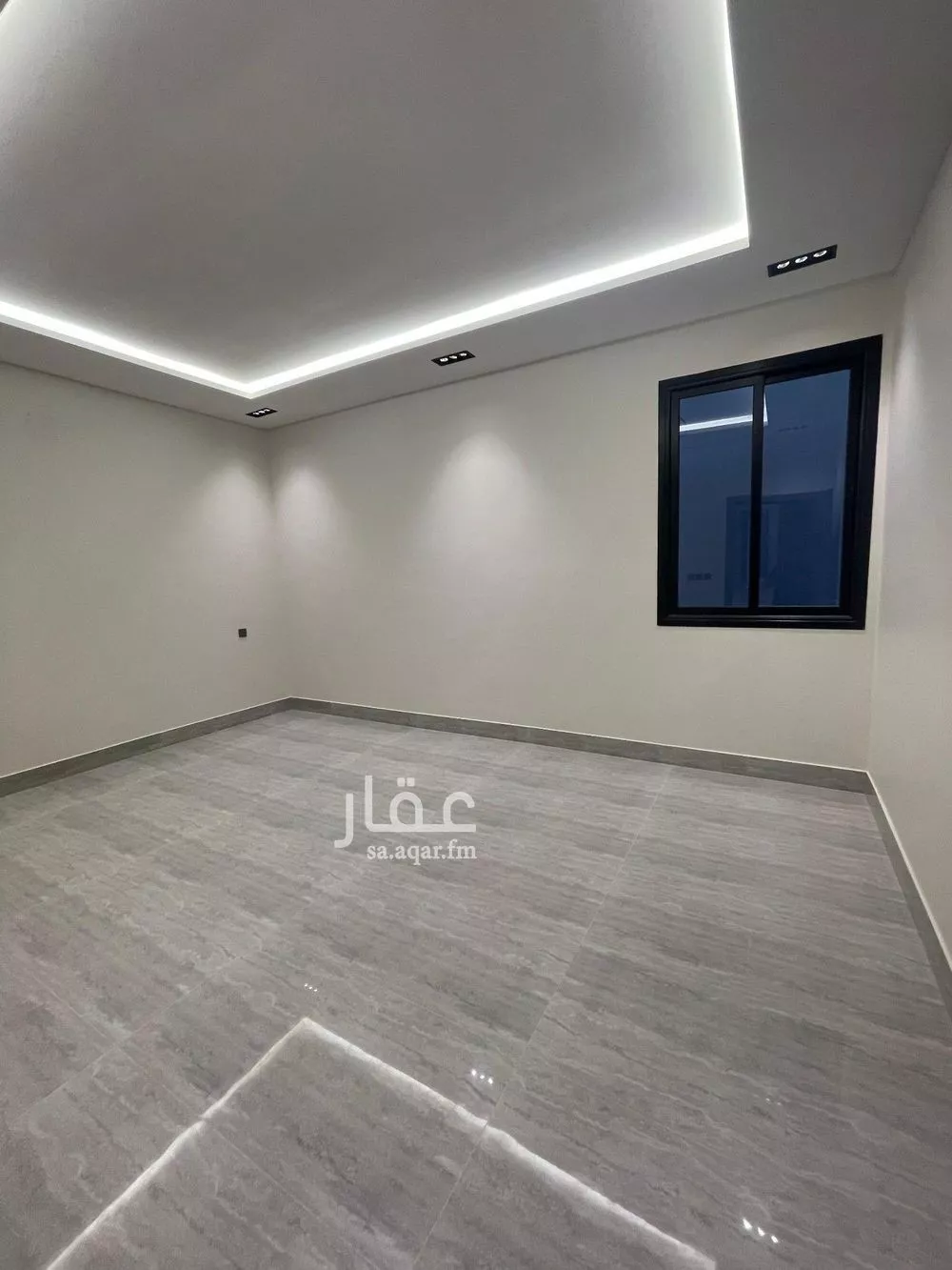 4 bedroom floor in Al Rimal 6