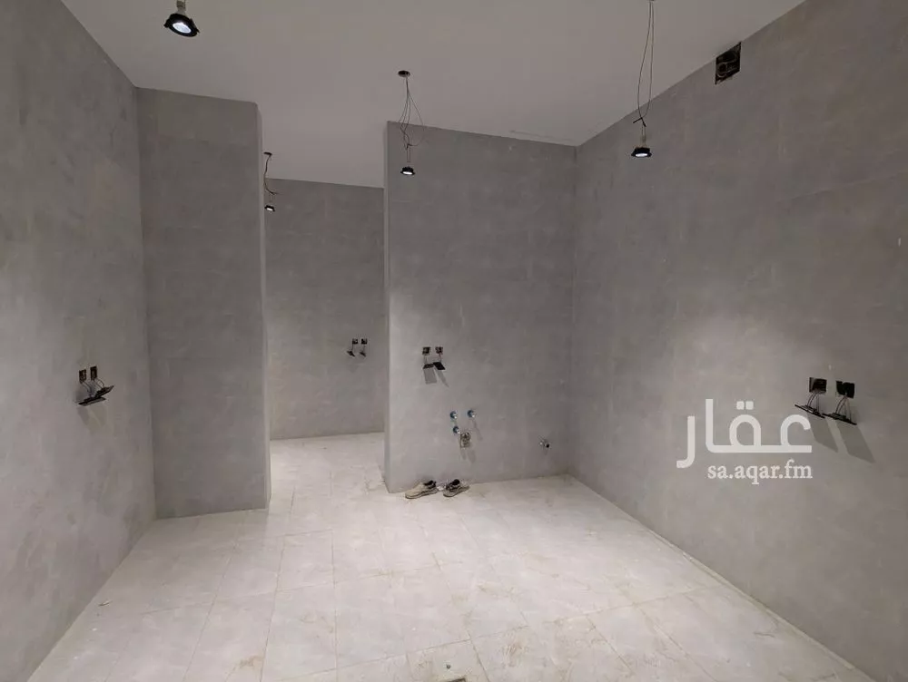 4 bedroom floor in Badr 7