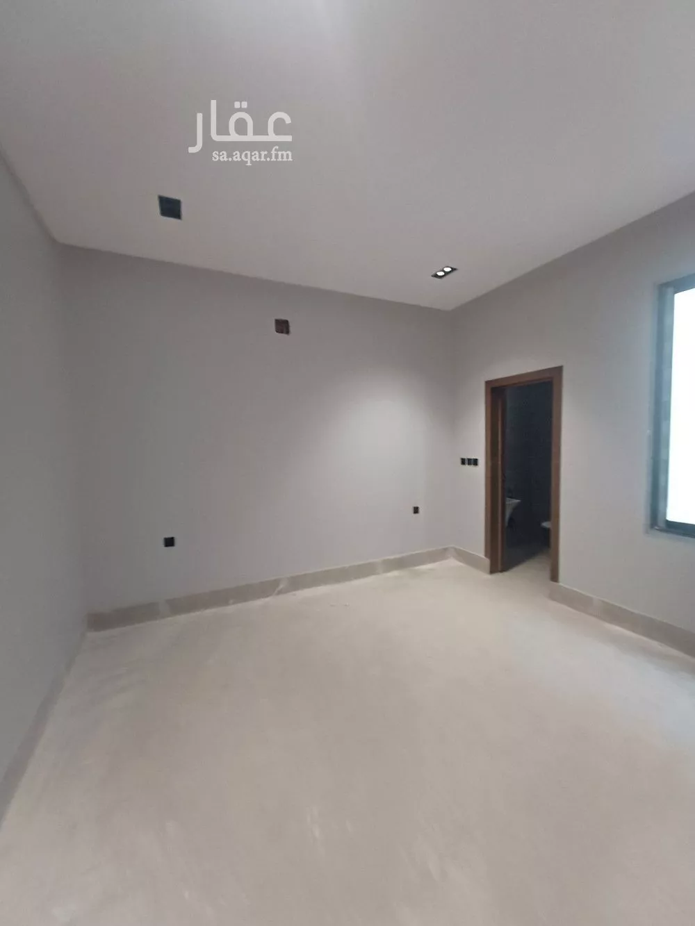 3 bedroom floor in Al Uraija Al Gharbiyah 4