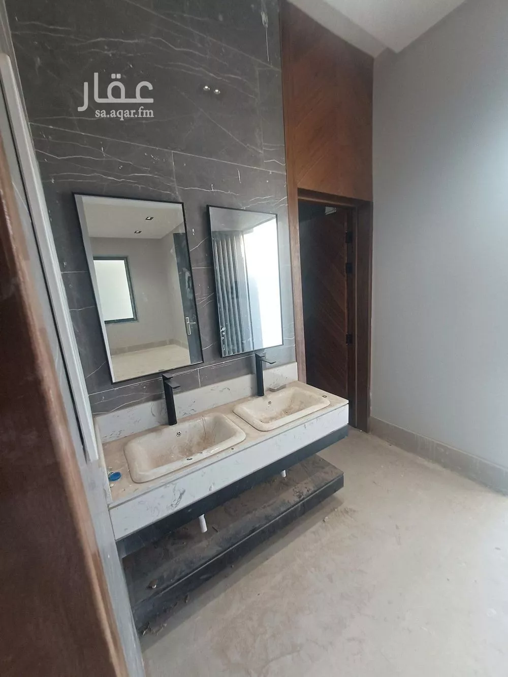 3 bedroom floor in Al Uraija Al Gharbiyah 5