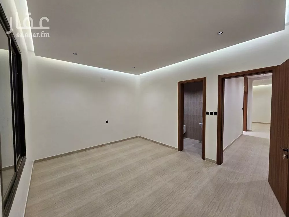 4 bedroom floor in Ash Sharq 6