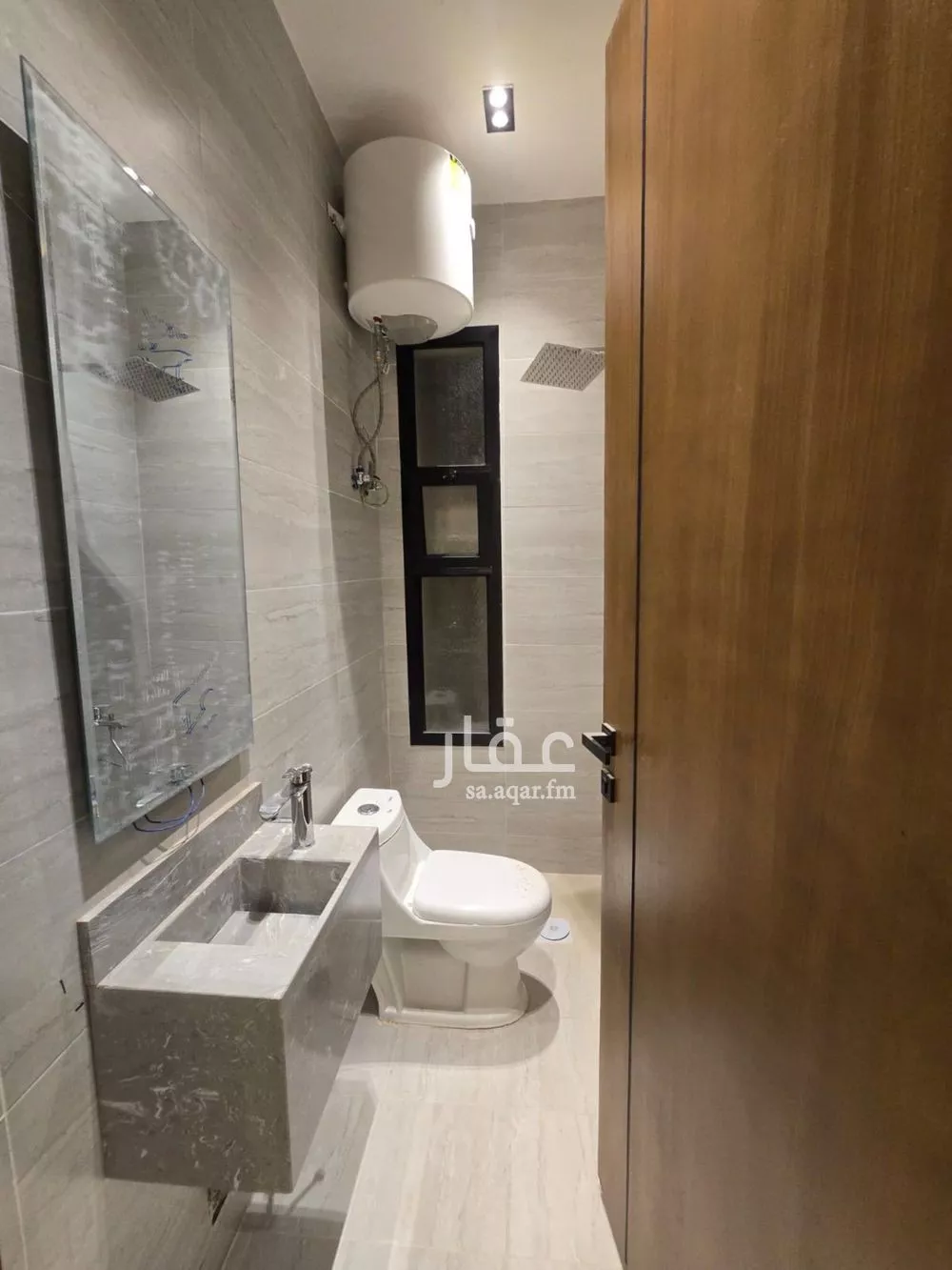 4 bedroom floor in Dirab 12