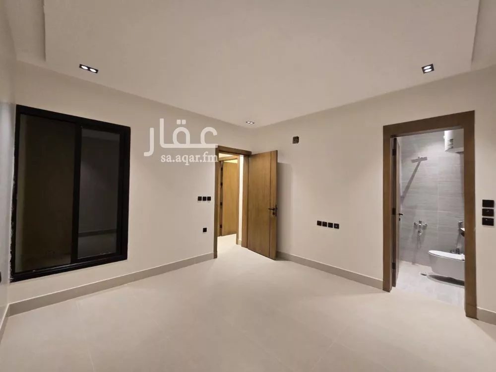 4 bedroom floor in Dirab 5