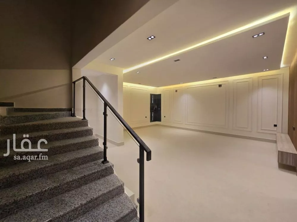 4 bedroom floor in Dirab 9