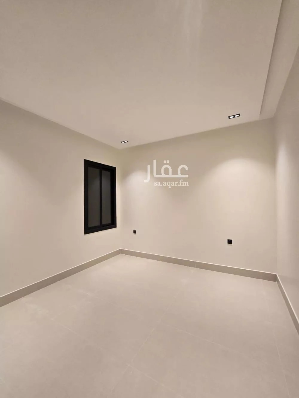 4 bedroom floor in Dirab 10