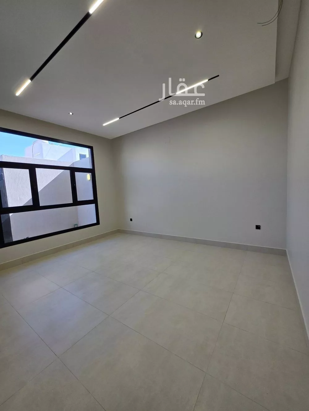 5 bedroom floor in Al Khaleej 5
