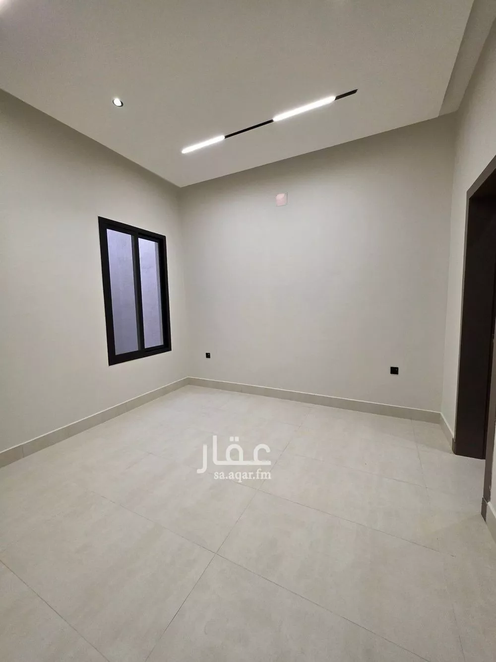 5 bedroom floor in Al Khaleej 9