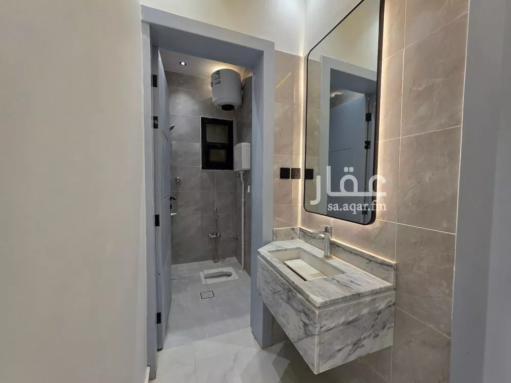 5 bedroom floor in Ash Sharq 7