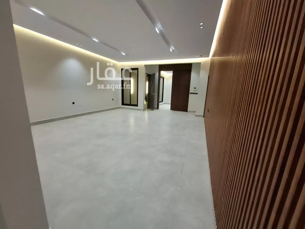 4 bedroom floor in Al Janadriyah 15