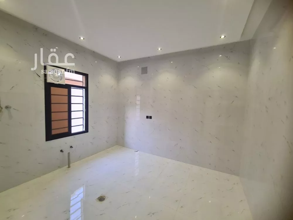 3 bedroom floor in Badr 9
