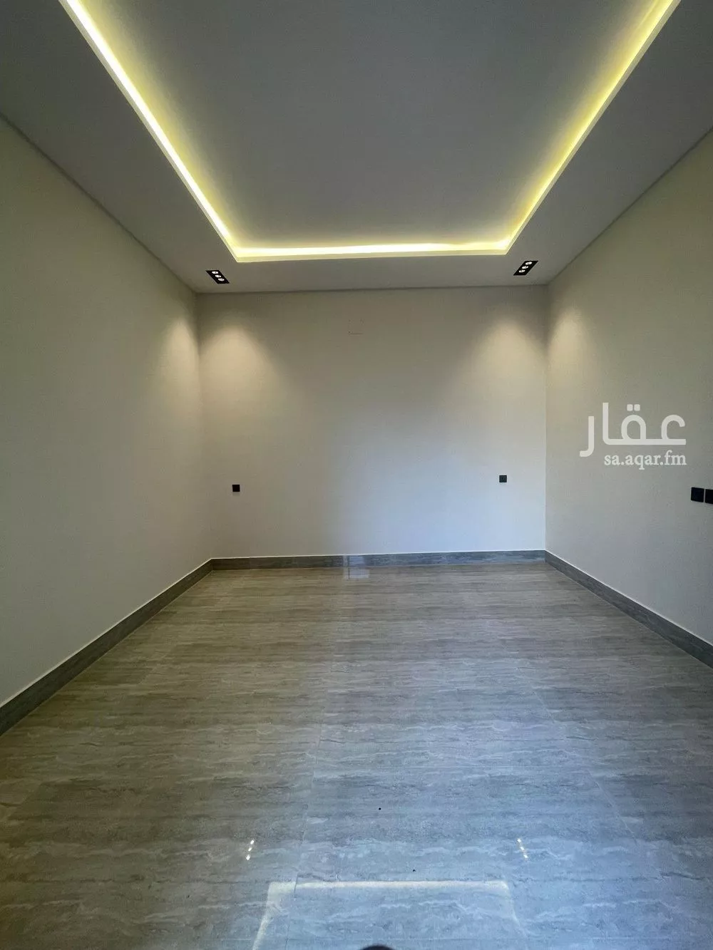 4 bedroom floor in Al Rimal 5
