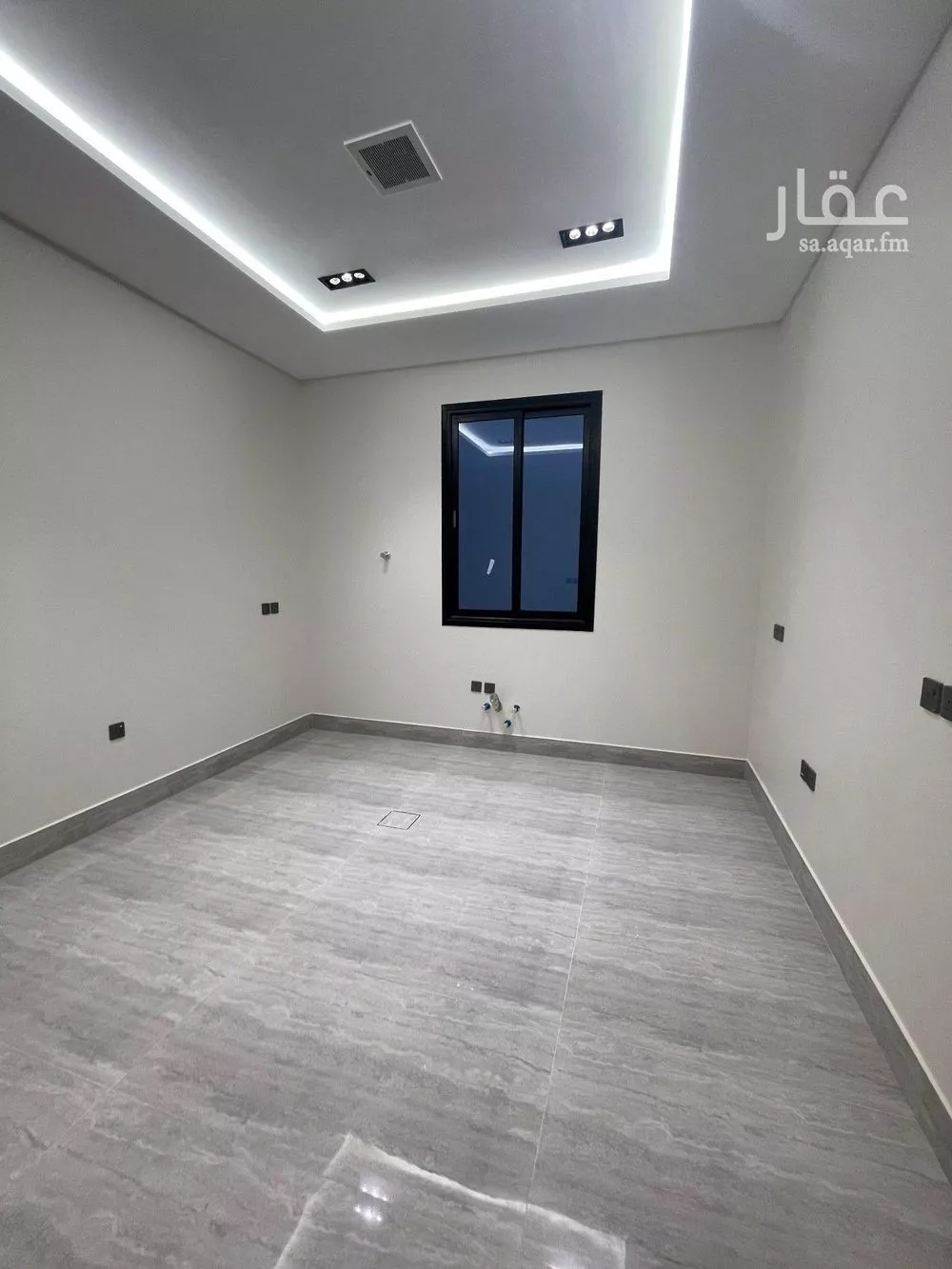 4 bedroom floor in Al Rimal 6