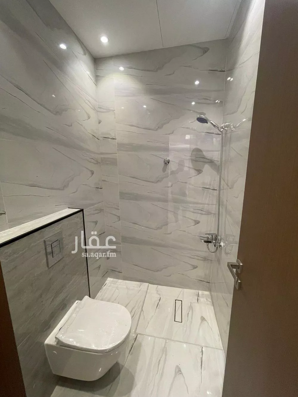 4 bedroom floor in Al Rimal 7