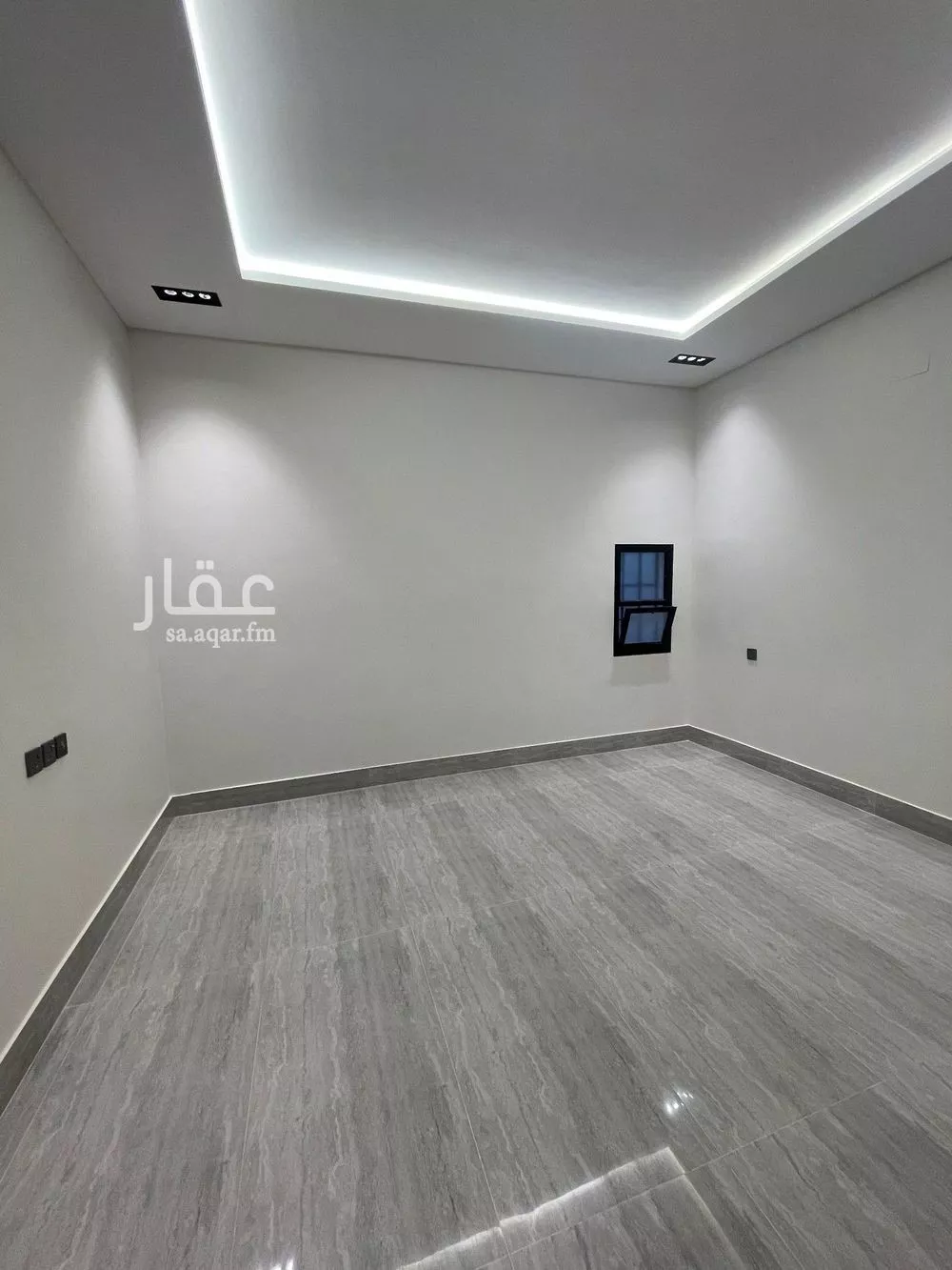 4 bedroom floor in Al Rimal 8