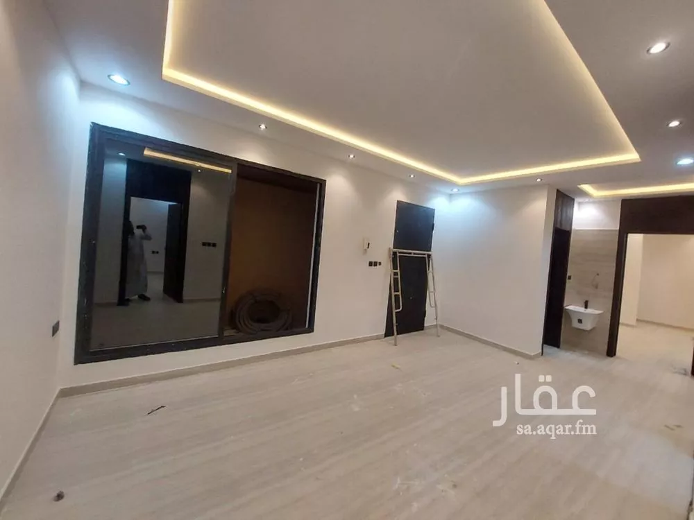 5 bedroom floor in Tuwaiq 13