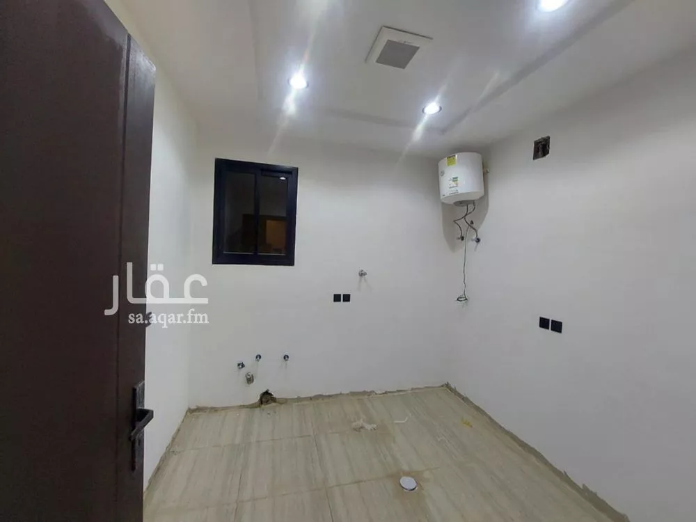 5 bedroom floor in Tuwaiq 14