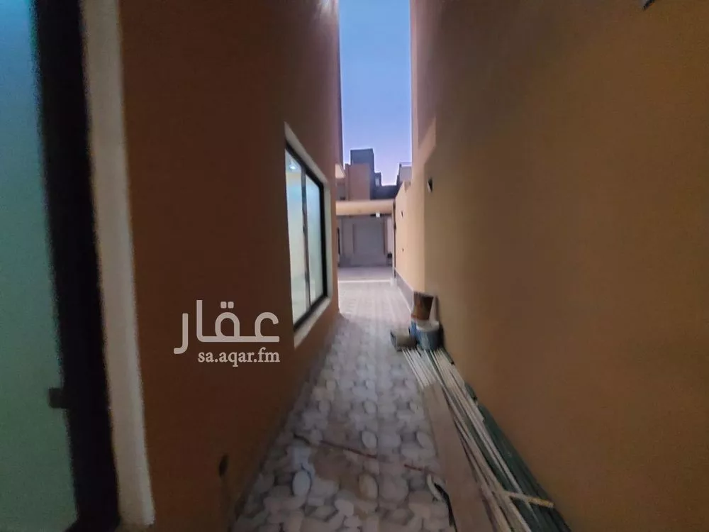5 bedroom floor in Tuwaiq 9