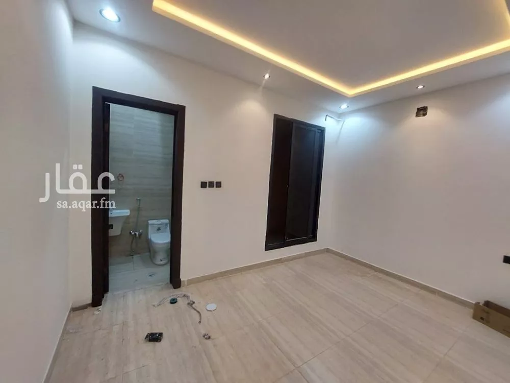 5 bedroom floor in Tuwaiq 10