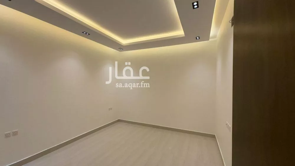 5 bedroom floor in Badr 9