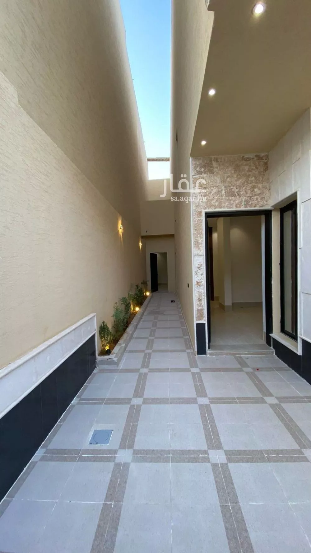 3 bedroom floor in Tuwaiq 4