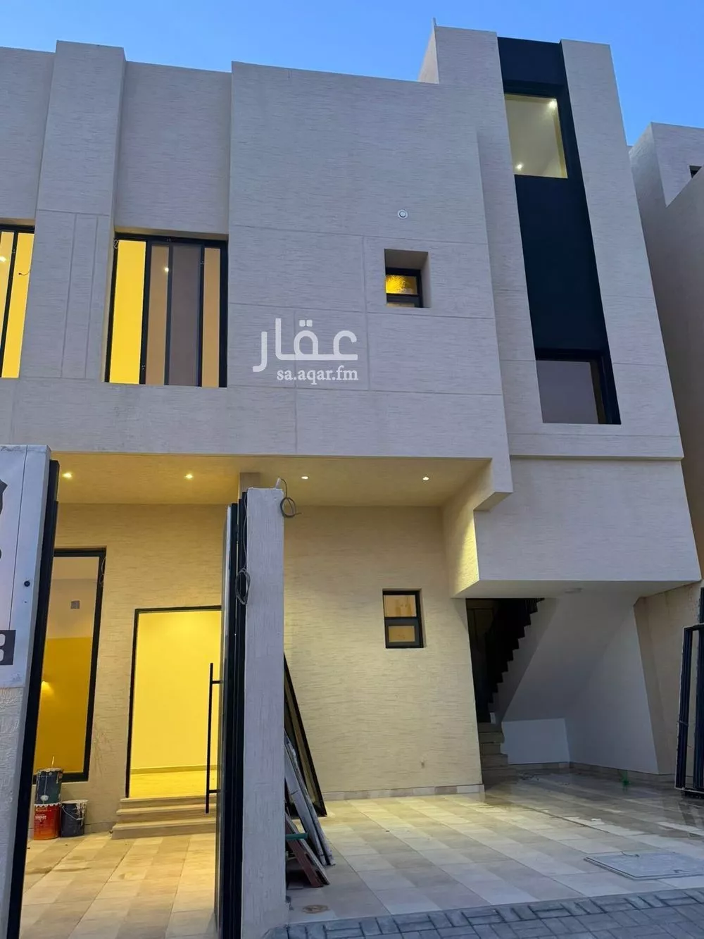 4 bedroom floor in Al Aridh 2