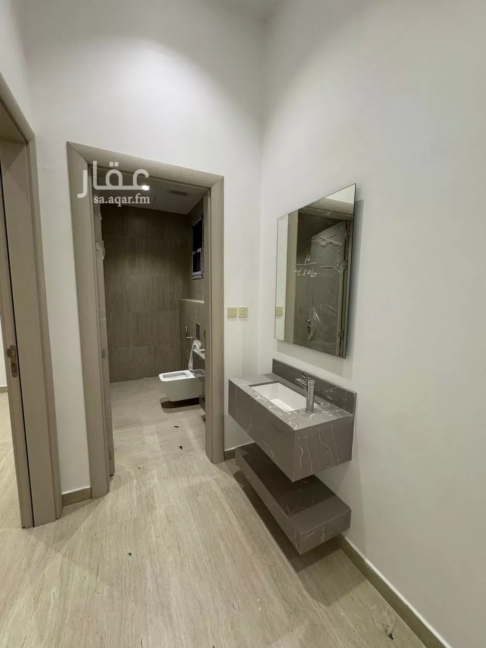 4 bedroom floor in Al Aridh 13
