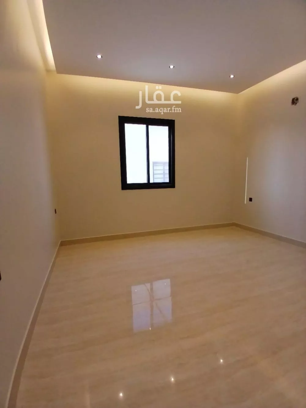 5 bedroom floor in Al Janadriyah 2