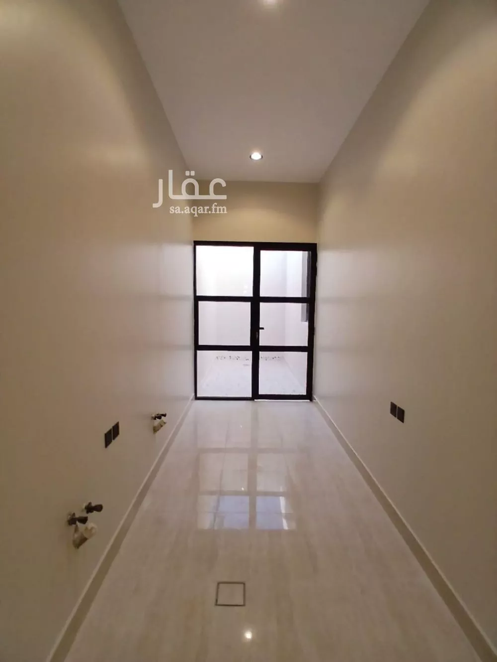 5 bedroom floor in Al Janadriyah 15