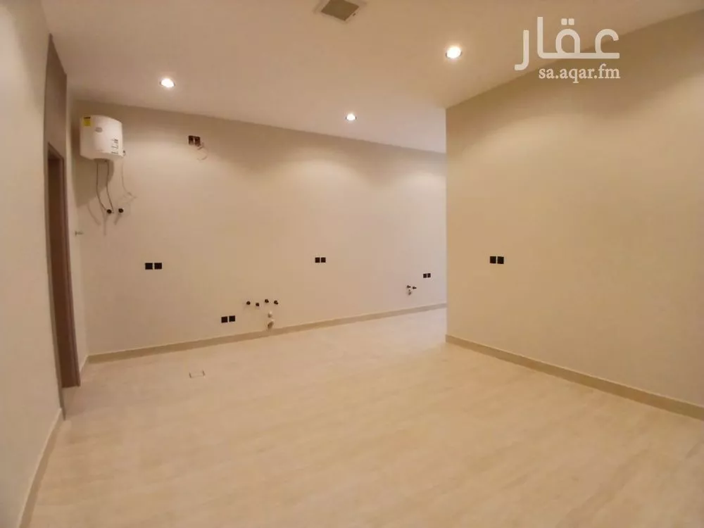 5 bedroom floor in Al Janadriyah 19