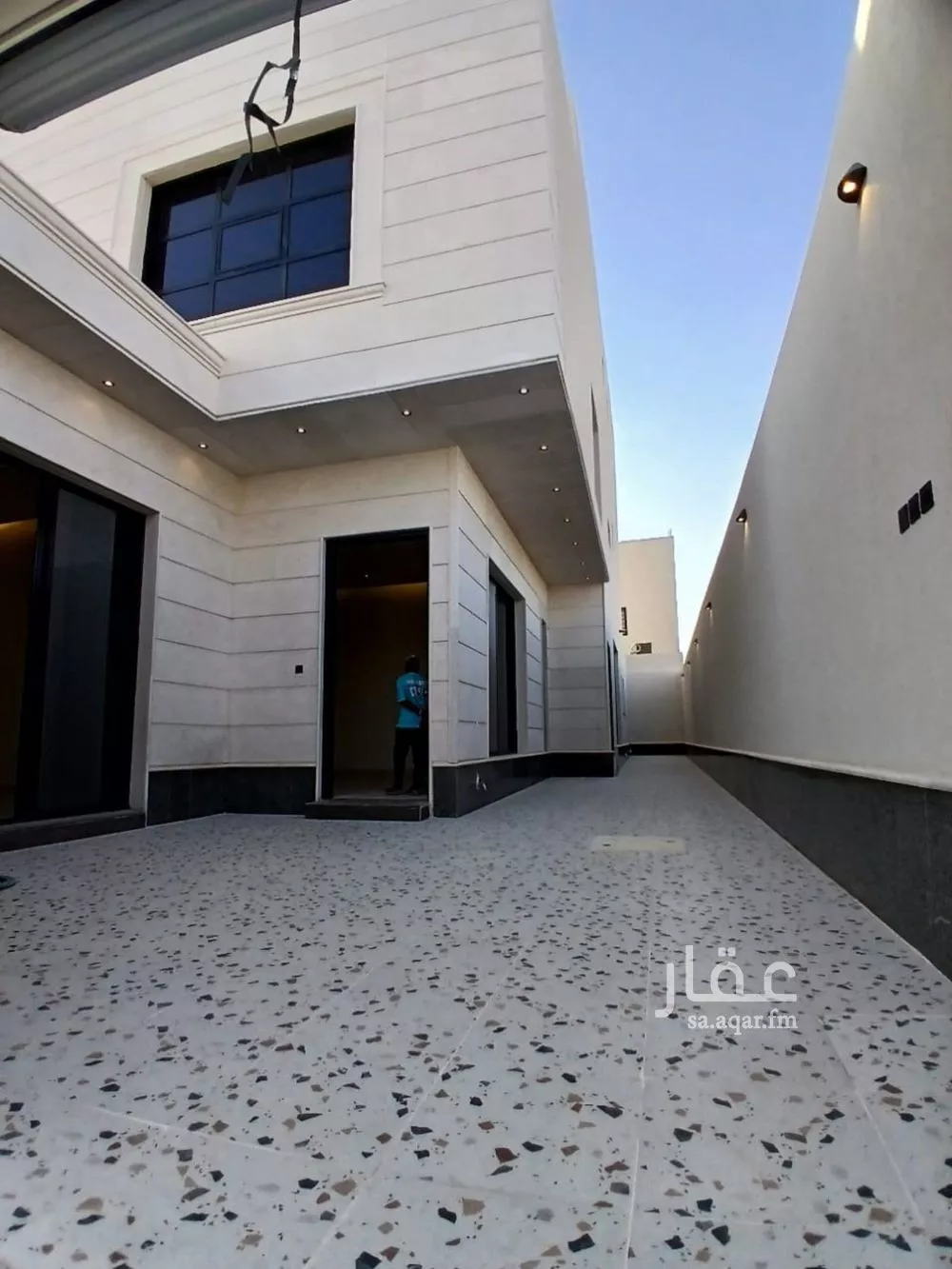 5 bedroom floor in Al Janadriyah 23