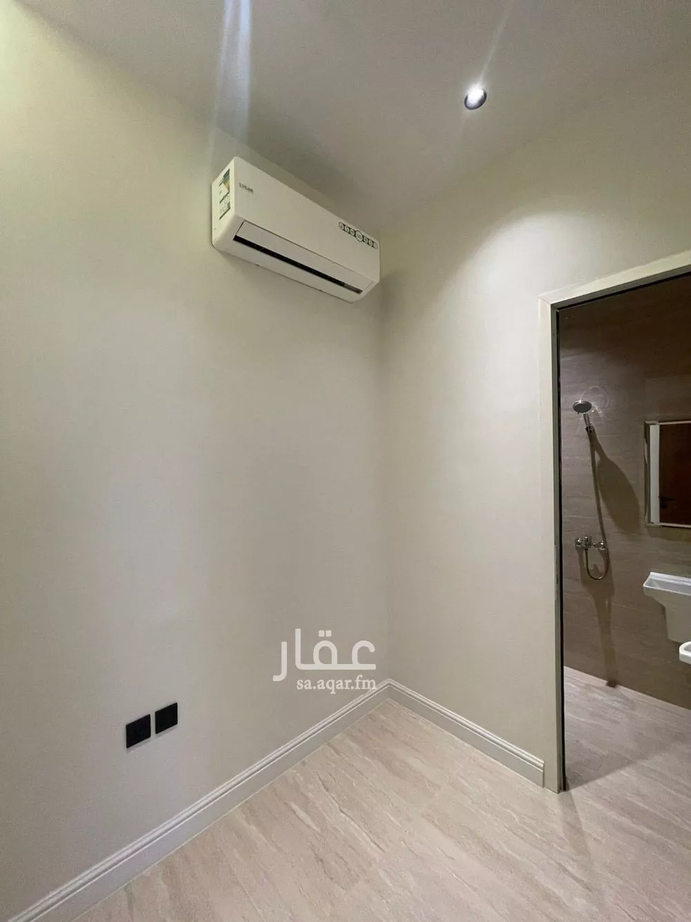 دور 4 غرف في النرجس 9