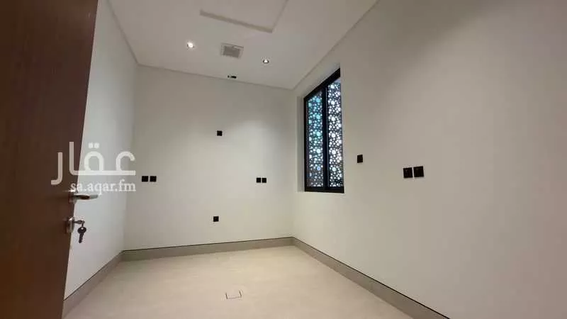 4 bedroom floor in Al Wadi 2