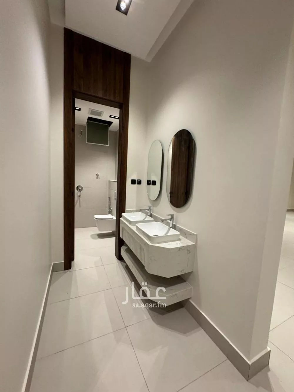 5 bedroom floor in Al Khaleej 7
