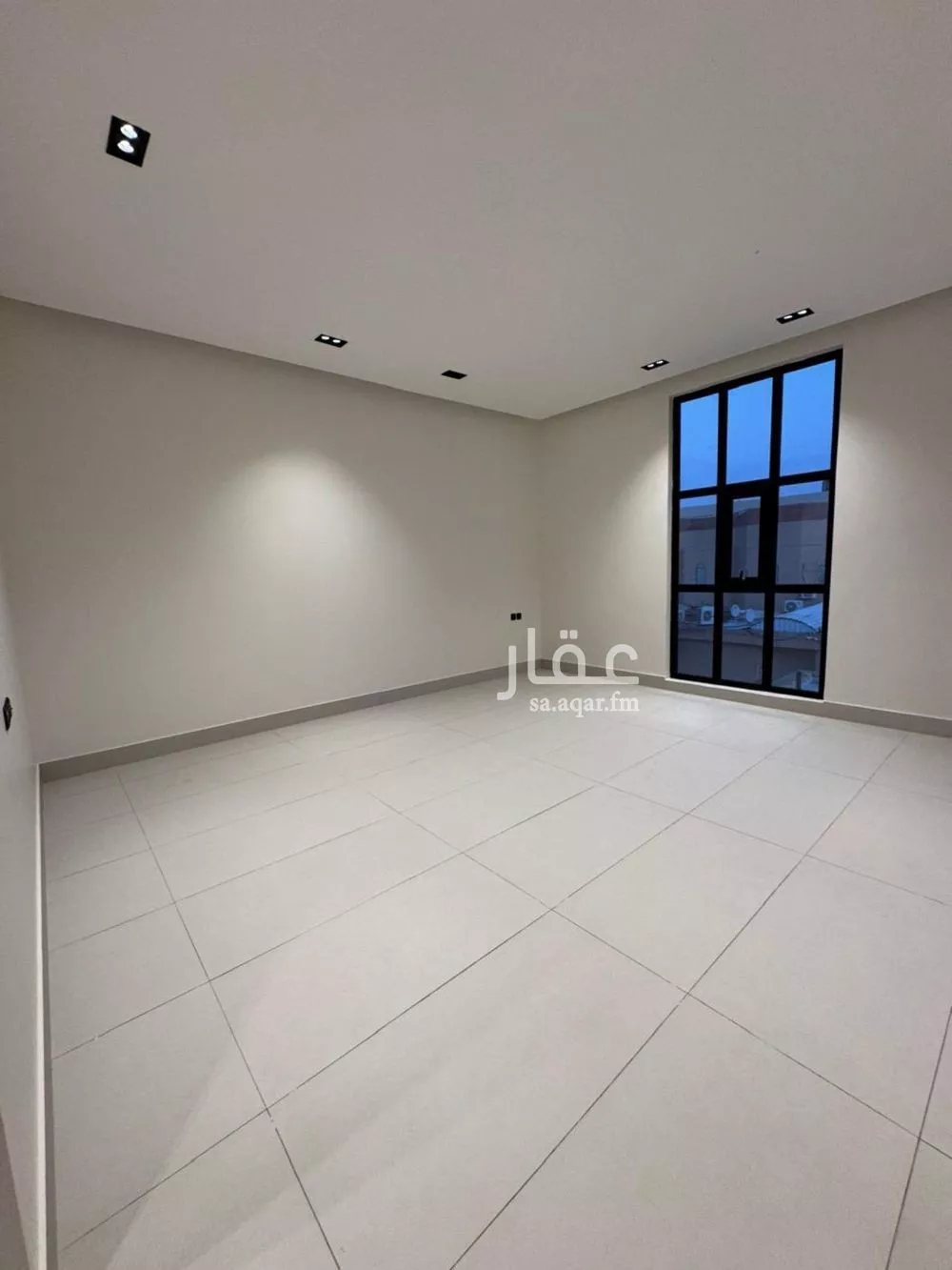 5 bedroom floor in Al Khaleej 8