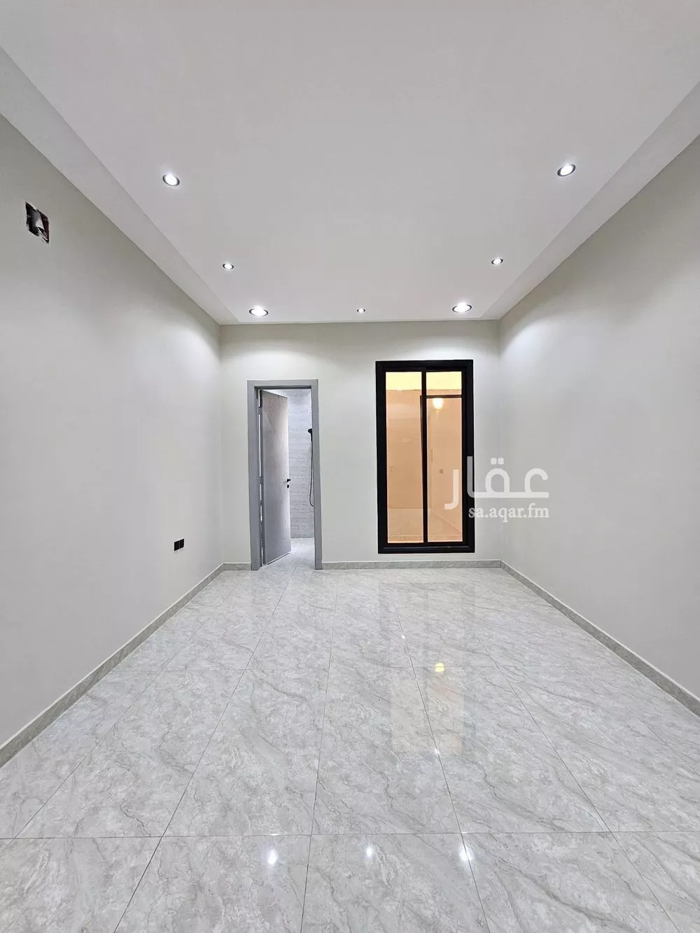 3 bedroom floor in Dhahrat Namar 9