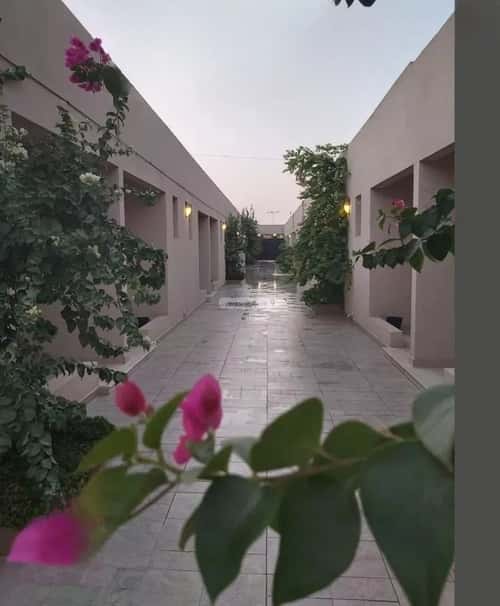 1 bedroom apartment in Qurtubah 6