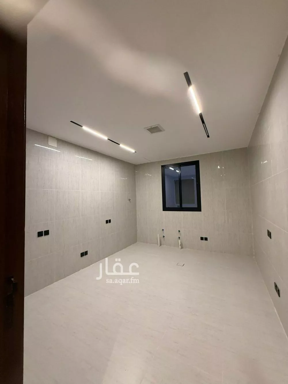 4 bedroom floor in Ash Sharq 6