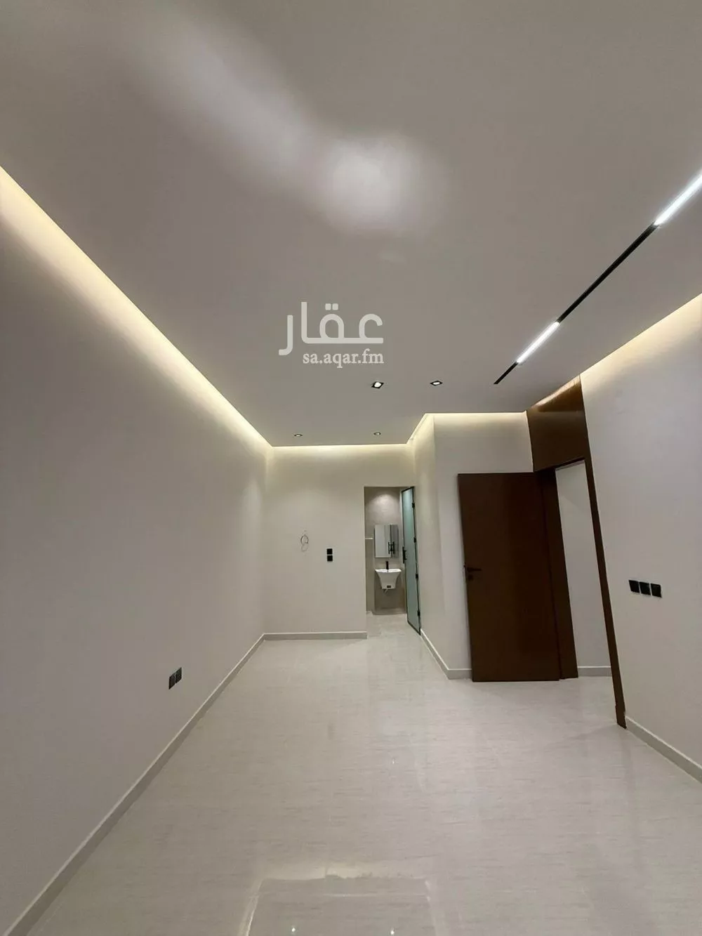 4 bedroom floor in Ash Sharq 7