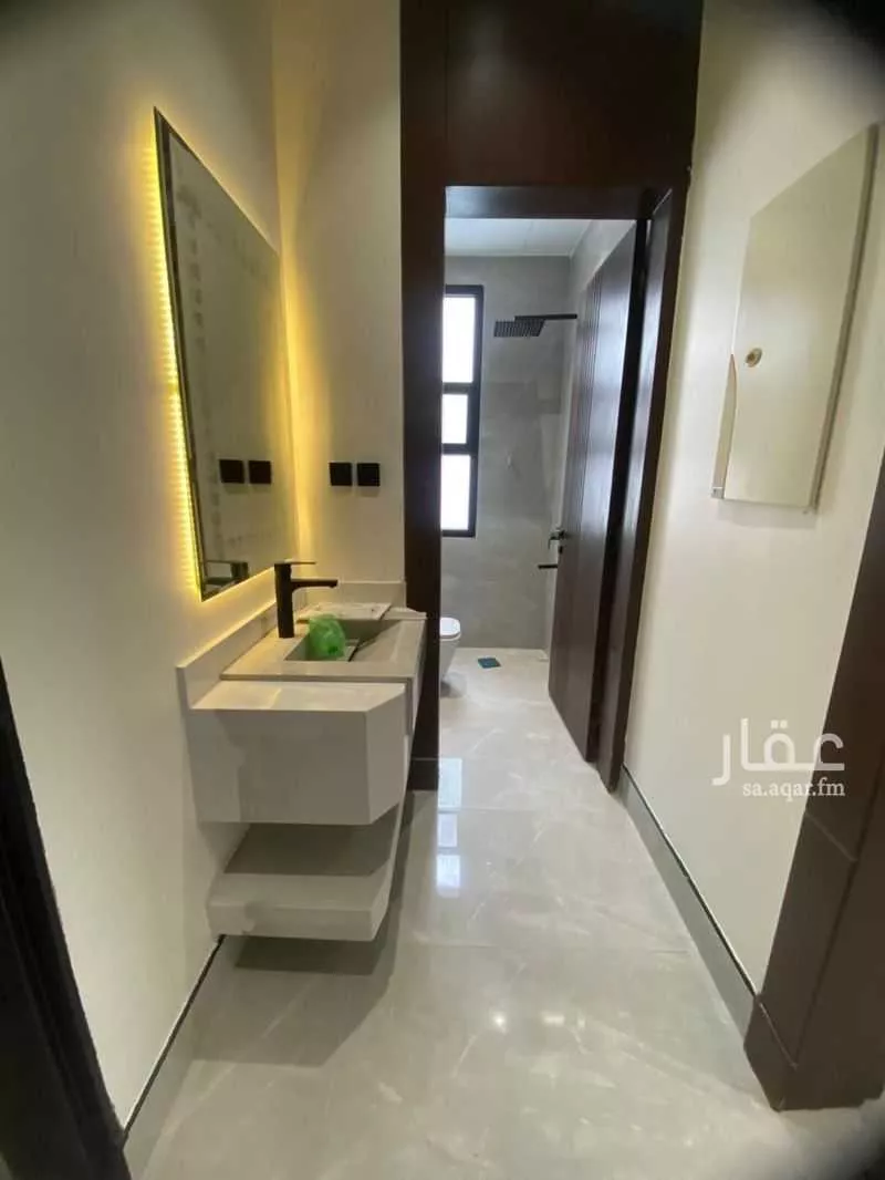 5 bedroom floor in Al Maizilah 4