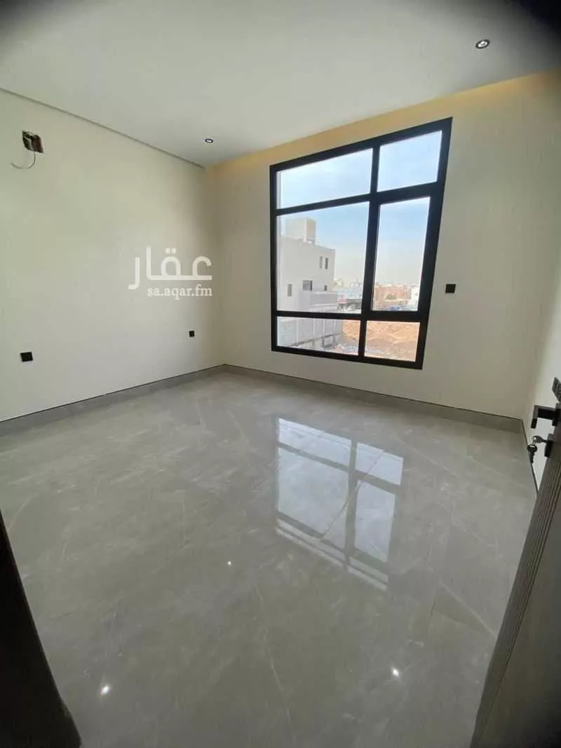 5 bedroom floor in Al Maizilah 9