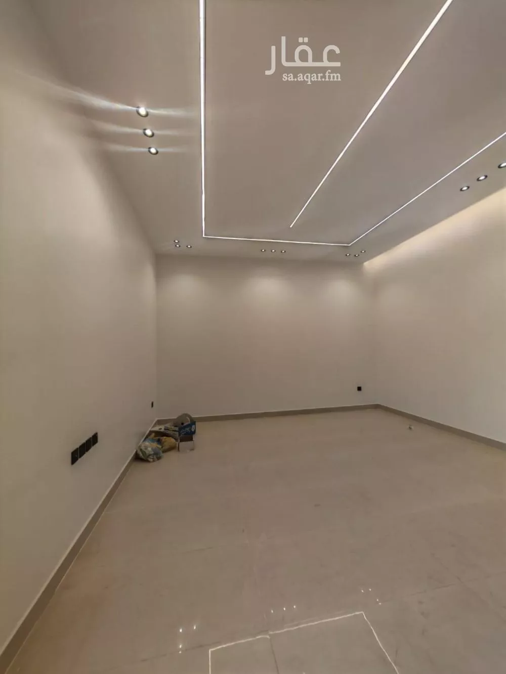 4 bedroom floor in Al Uraija Al Gharbiyah 4