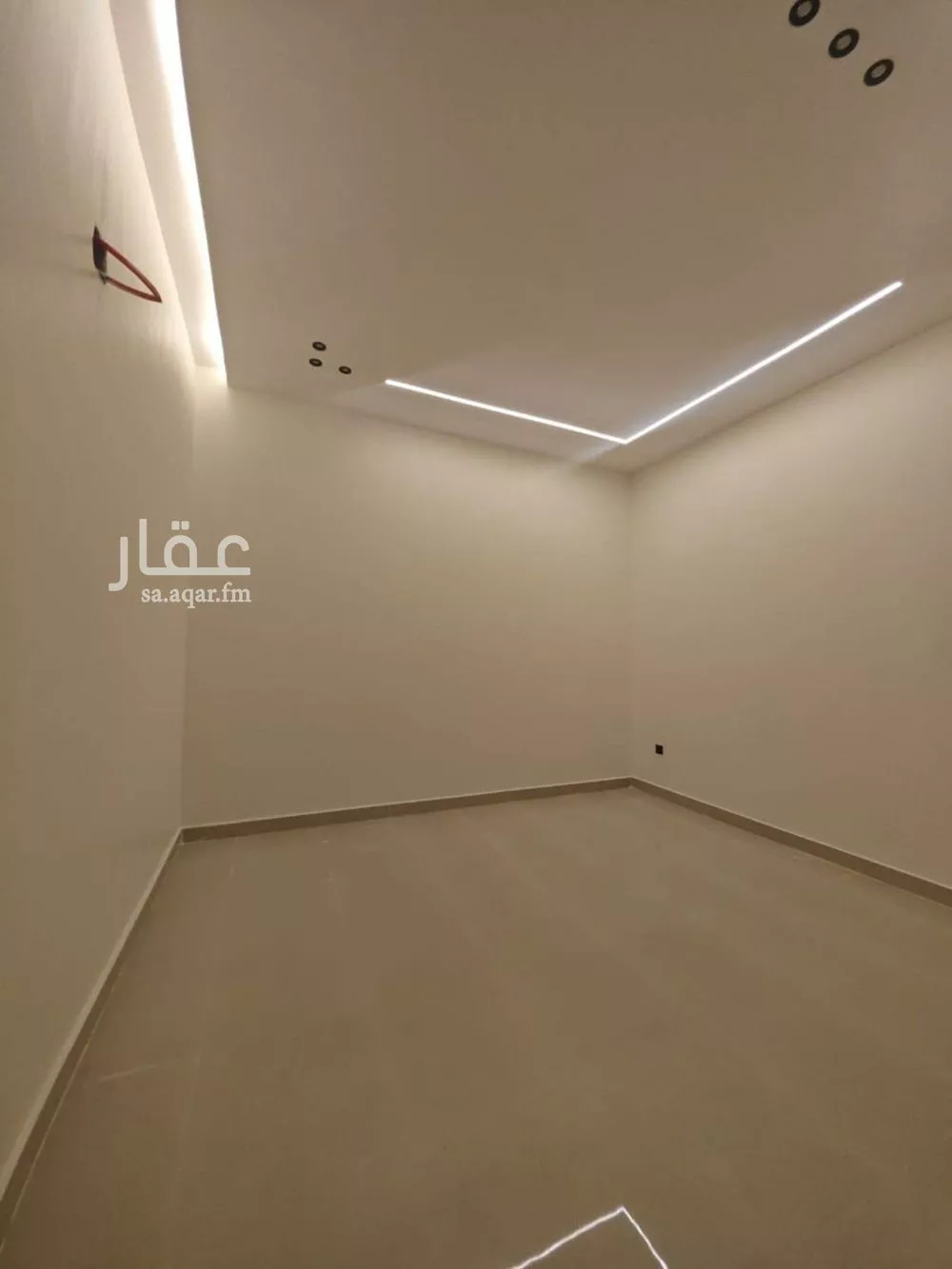 4 bedroom floor in Al Uraija Al Gharbiyah 9