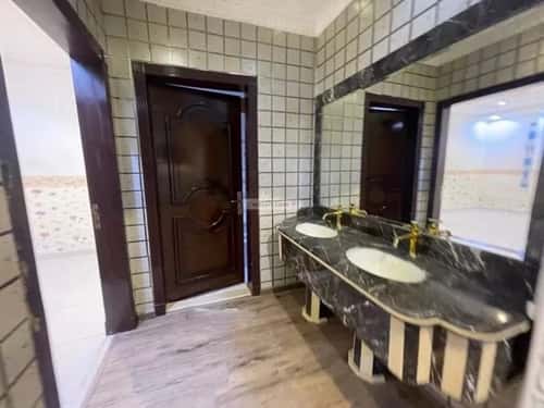 6 bedroom villa in Qurtubah 7